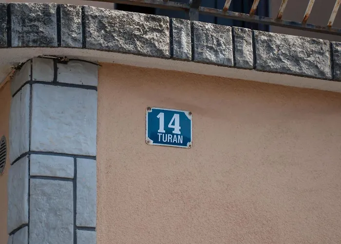 Paradiso Lejlighed *