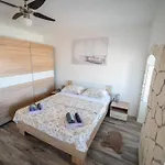Paradiso Apartment *