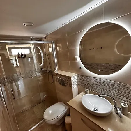 Paradiso Apartment