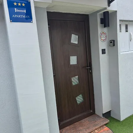 Paradiso Apartman *